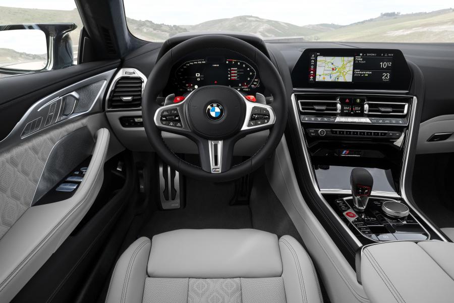 Торпедо BMW M8 Competition Gran Coupe (F93) 2019 года  (WW) (фото 49 из 139)